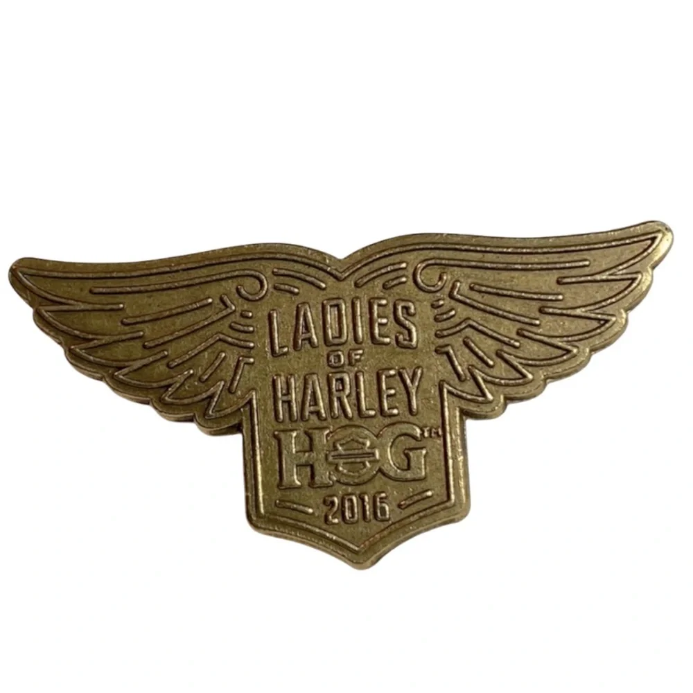2016 Harley Davidson Ladies Of Harley HOG LOH Brass Eagle Wings Collectible Pin